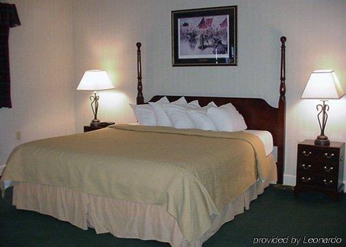Quality Inn At General Lee'S Headquarters Gettysburg Room photo